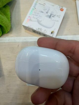 Xiaomi Buds 4 Pro Blancos, sonido un lado suave