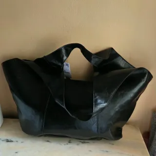 Bolso Negro Stradivarius Edición Limitada