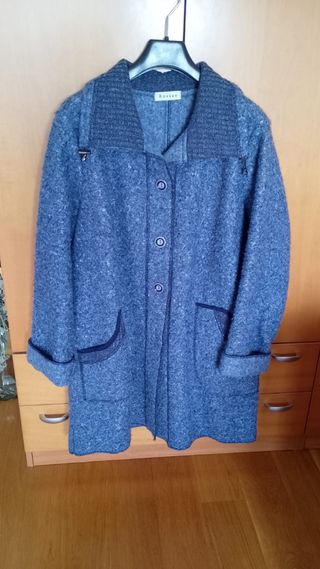 Abrigo azul marca Rossan