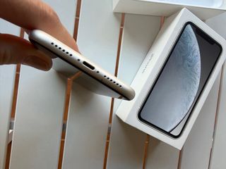 iPhone XR 64GB Blanco Nuevo con caja y accesorios