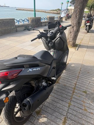 Scooter Yamaha XMAX 300 2023
