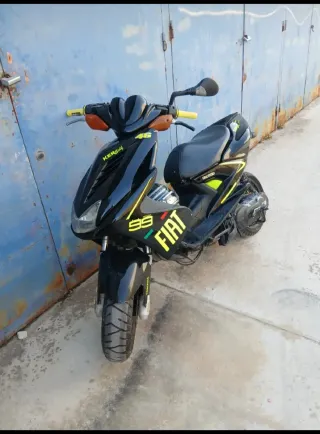 Se vende yamaha aerox