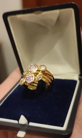Anello oro 18 KT con pietre rosa e bianche