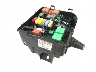 Caja Fusibles PSA 9824510680