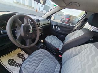 Skoda Fabia 2010 gasolina