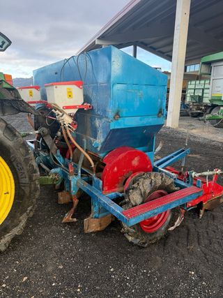 SEMBRADORA DE PATATAS
