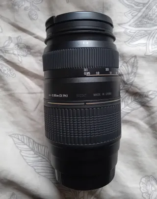 Objetivo Tamron 70-300mm f/3.9-5.6