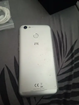 Móvil ZTE Blade A6