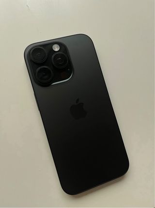 iPhone 16 Pro Negro