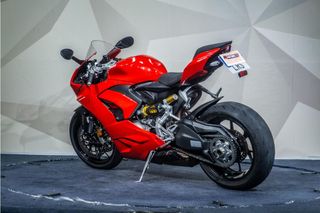 DUCATI Panigale V2 ASIENTO PASAJERO * PORTAMATRICULA CORTO * IMPECABLE *