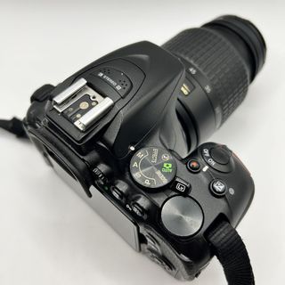 Fotocamera Nikon D5500 + Obiettivo 18-55mm + Caricatore + 3 Batterie