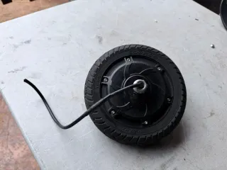 Rueda patinete 200x50, motor 250w 24v