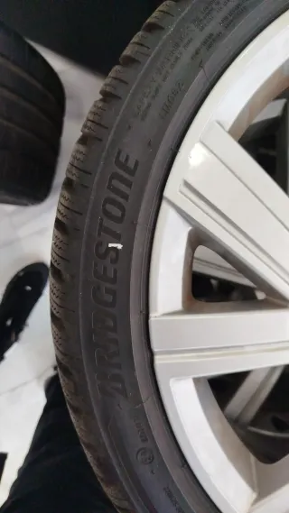 LLANTAS 18" VW GOLF 8 + NEÓMATICOS