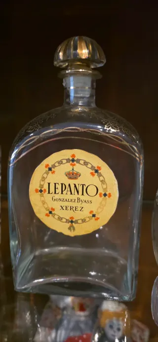 Juego de 5 licoreras vintage de cristal