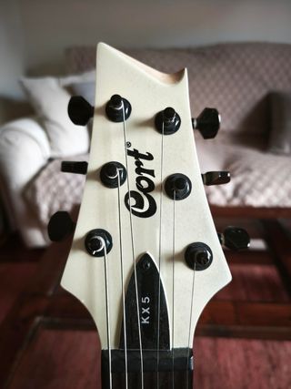 Guitarra Eléctrica Cort KX-5 Blanca