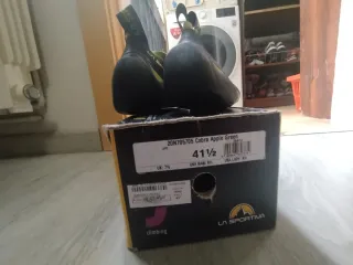 Scarponi da arrampicata La Sportiva Climbing