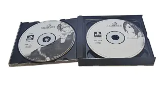 PlayStation + 3 Juegos + 3 Memory Card