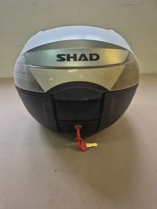 Baúl Moto Shad SH33 Negro/Plata