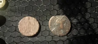 Lote ojetos antiguos y monedas