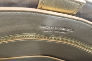 Bolso Bottega Veneta Andiamo mediano oro