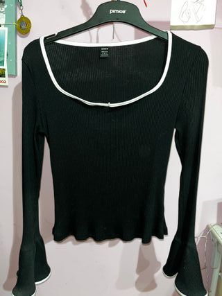 Camiseta SHEIN Negra Manga Larga Talla M