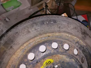 Rueda de repuesto 125/80 R17