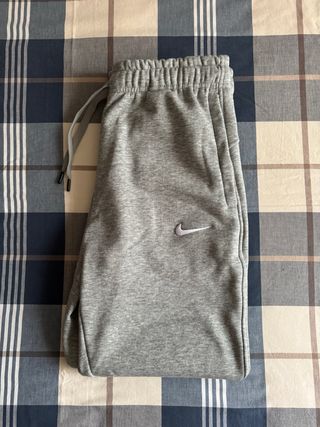 Pantalón Chándal Nike Gris