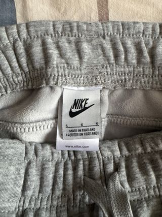 Pantalón Chándal Nike Gris