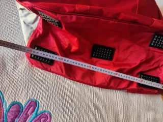 Bolso de viaje muy grande. Rojo y gris