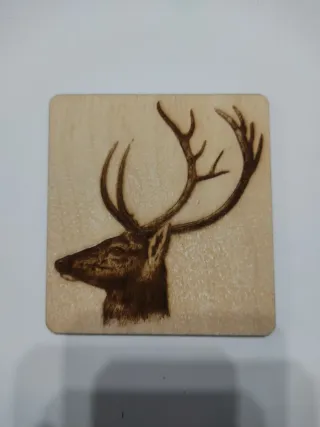 Figura león, pantera, águila grabado láser madera