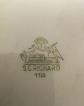 Vassoio ceramica S. C. Richard da collezione
