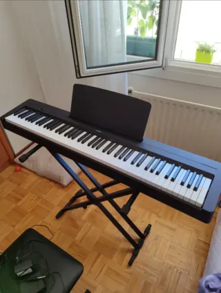 Soporte Piano Negro