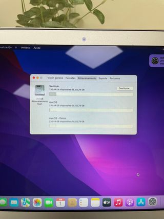 Apple MacBook Air 2015 A1466 -93117-