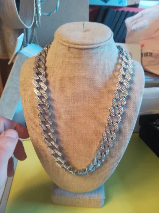 Conjunto de joyería plateada