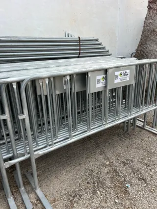 Vallas Peatonales Metálicas