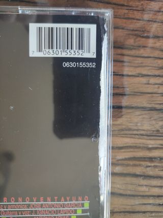 CD Cementerio de automóviles - 091