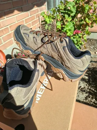 Botas de montaña Merrell