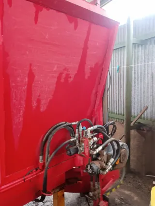 Remolque esparcidor estiércol / abonadora