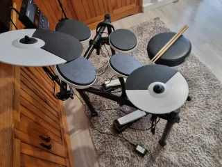 Batería Roland V-Drums TD2
