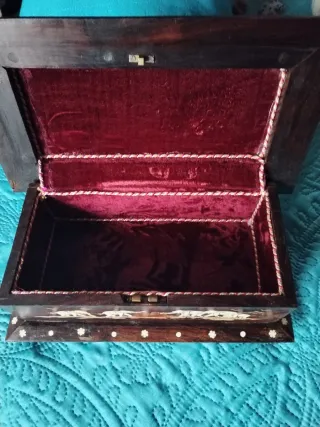 Caixa madeira decoração madrepérola elefantes