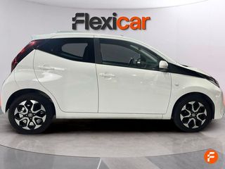 Toyota Aygo 1.0 70 x-play