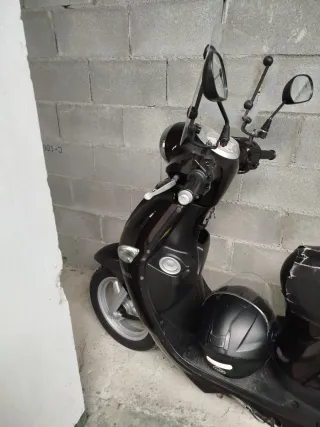 Yamaha Delight Marrón Scooter Automática