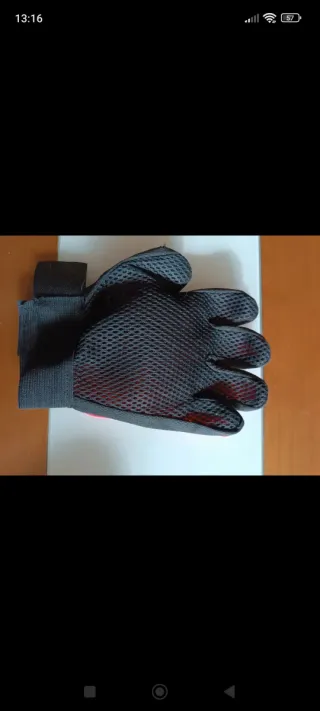 Guante y cepillo para mascotas