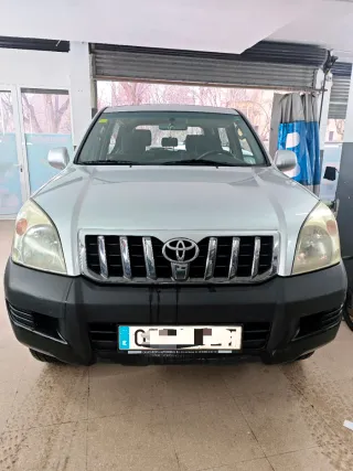 Toyota Land Cruiser 2004