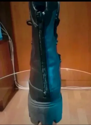 Botas de mujer negras nuevas