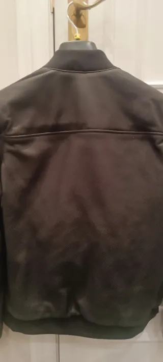 Chaqueta Dainese piel Negra Perforada