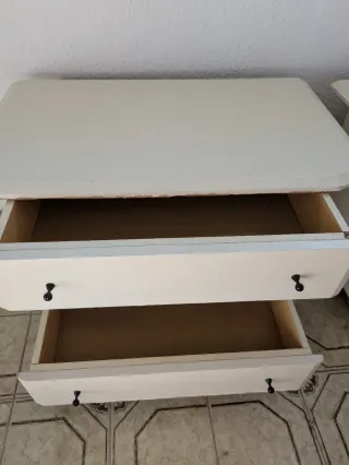 Mesitas de noche para restaurar