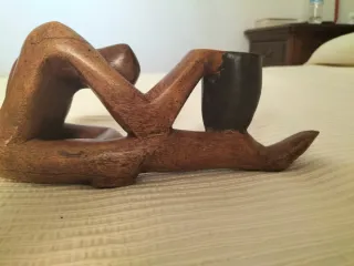 Escultura de madera figura humana