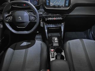 Peugeot 2008 1.5 BlueHDI 130CV Allure  Pack EAT8