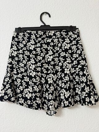 Falda pantalón floral